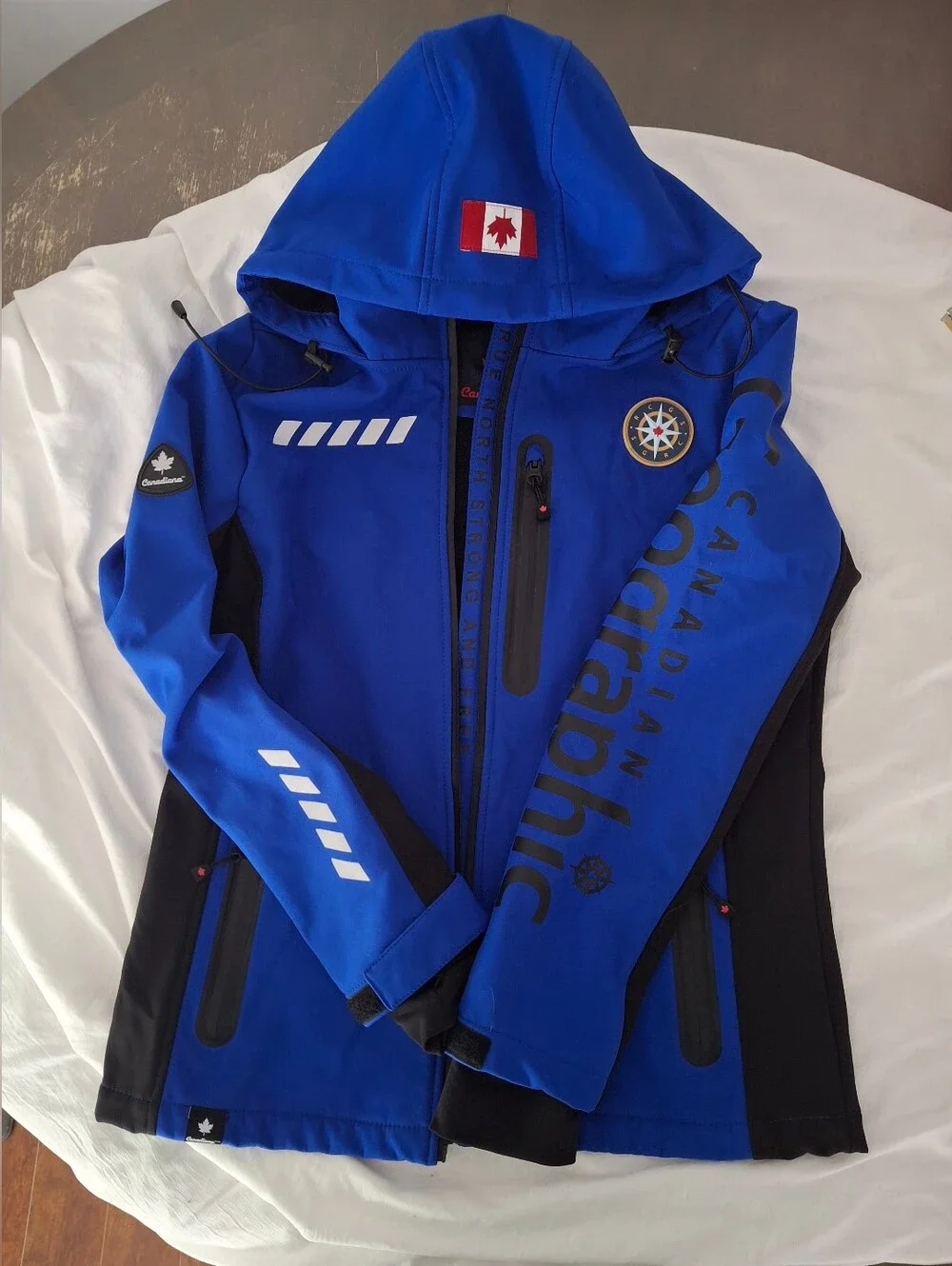 Canadiana NWOT Women's Blue Hooded National Geo Reflective Jacket. Ladies S. - Picture 3 of 13